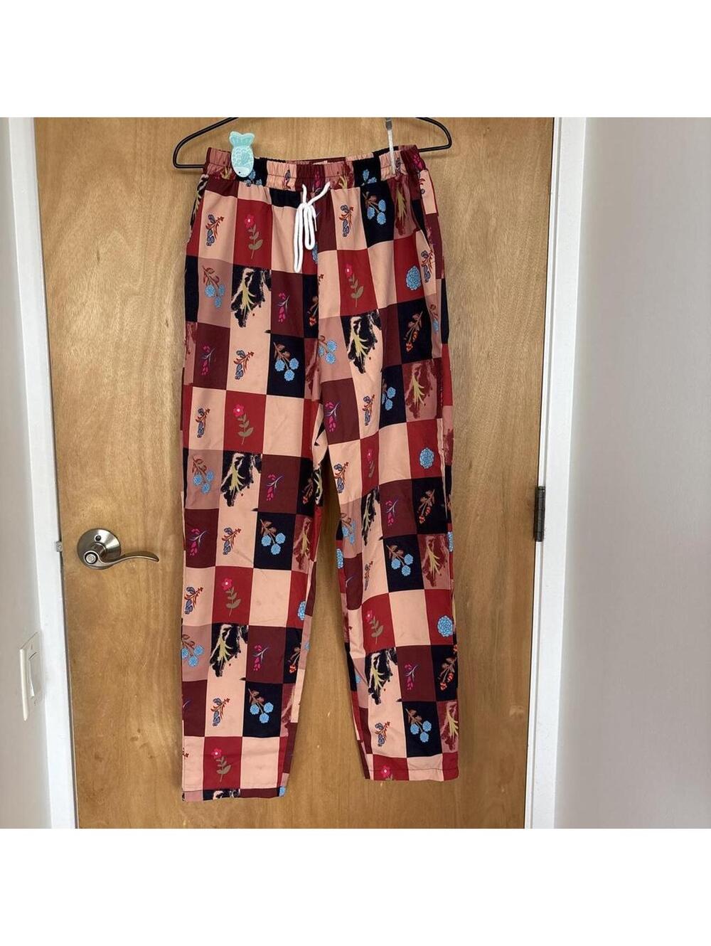 ROMWE Patchwork Floral Checkerboard Pants — Medium
